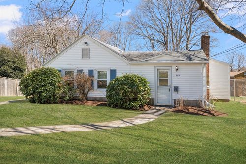 292 Boulevard, Middletown, RI, 02842-5414 | Card Image