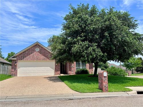 100 Roucourt Loop, College Station, TX, 77845-4180 | Card Image