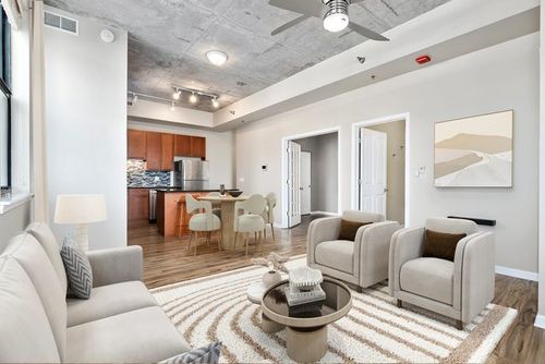 apt-509-1464 S Michigan Ave, CHICAGO, IL, 60605-3651 | Card Image