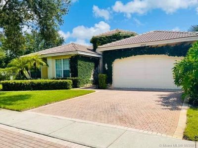 18708 Sw 47th St, House other with 5 bedrooms, 3 bathrooms and null parking in Miramar FL | Image 3