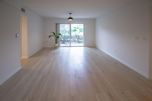 1204-1200 Crestwood Ct S, Royal Palm Beach, FL, 33411-4943 | Card Image