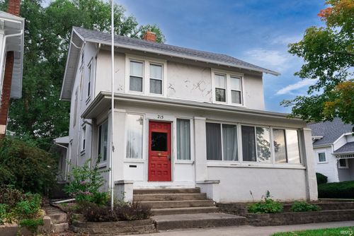 215 S Main St, Monticello, IN, 47960-2331 | Card Image