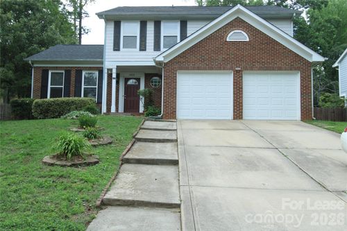 1513 Pine Mountain Rd, Charlotte, NC, 28214-9689 | Card Image