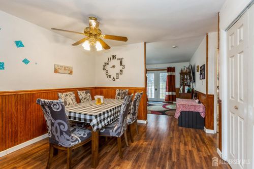 332 Ernston Rd, Parlin, NJ, 08859-1937 | Card Image