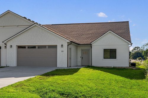 301 Stoddard St, Houston, MN, 55943-2810 | Card Image