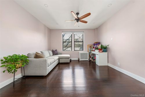 4q-13605 Sanford Avenue, New York, NY, 11355 | Card Image