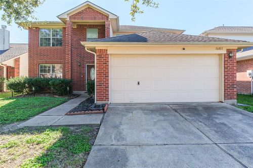 16011 Crooked Arrow Dr, Sugar Land, TX, 77498-7518 | Card Image