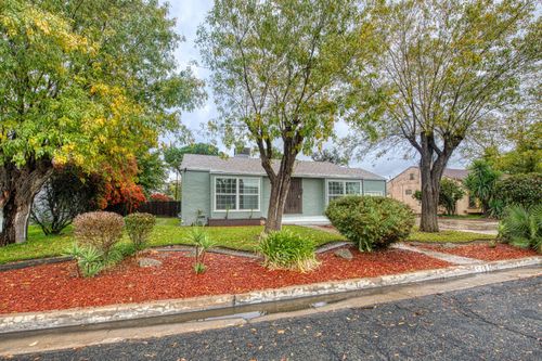 517 Rotan Ave, Madera, CA, 93637-4367 | Card Image