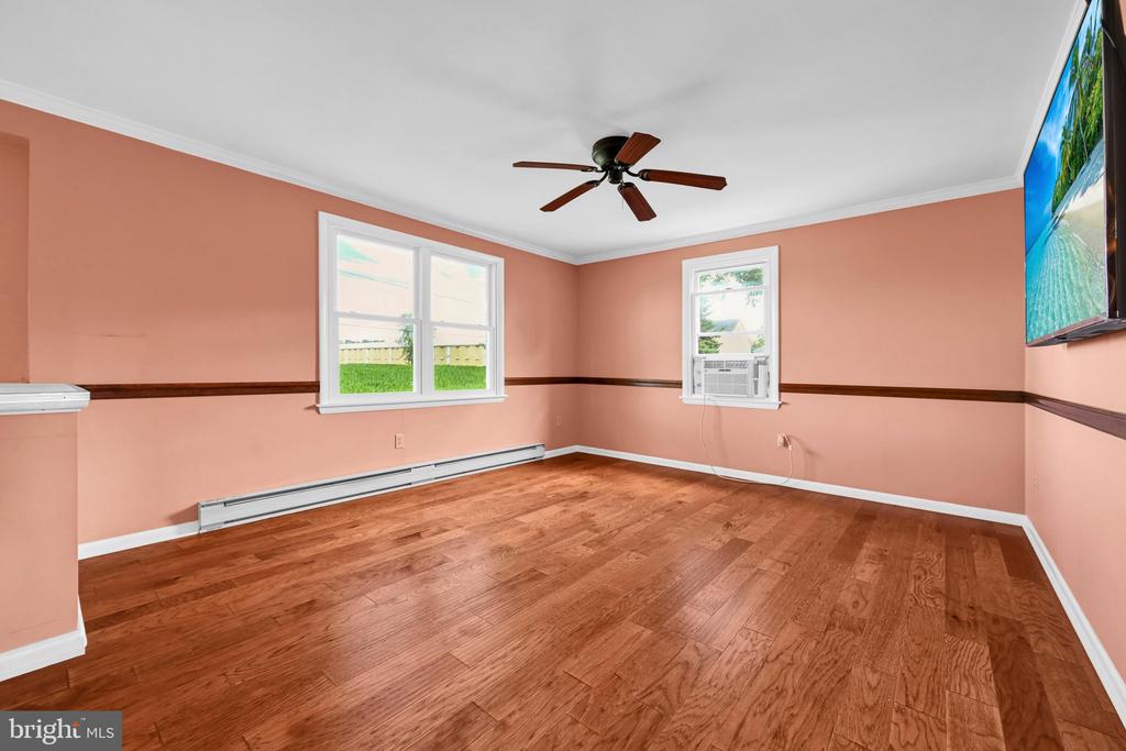Residential in MANHEIM 4