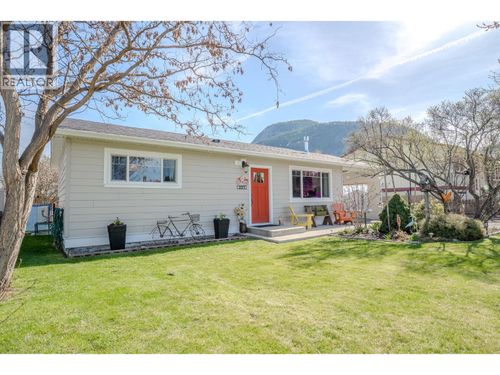 331 Birch St, Chase, BC, V0E1M8 | Card Image