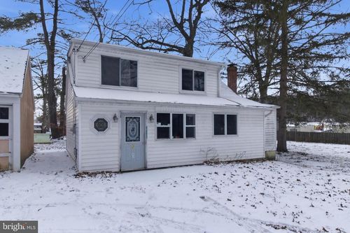 656 S Temple Ln, ALTOONA, PA, 16602-7460 | Card Image