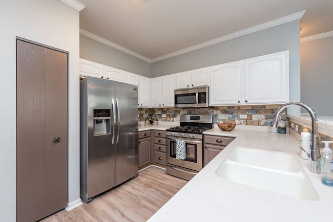 13207 - 13207 W Shannon Dr, Home with 2 bedrooms, 2 bathrooms and 4 parking in Beach Park IL | Image 12