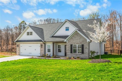 188 Hackamore Trl, Lexington, NC, 27295-9906 | Card Image