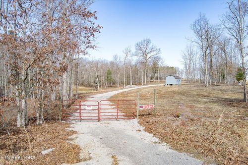 372 Perkins Trail Tr, Deer Lodge, TN, 37726 | Card Image