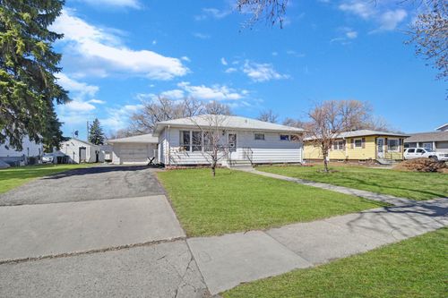 706 26 Street N, Fargo, ND, 58102 | Card Image