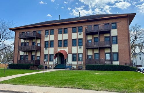 apt-304-913 Abbott St, Albert Lea, MN, 56007-4418 | Card Image