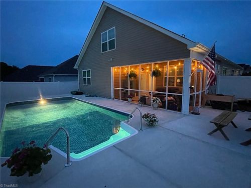 5333 Quartz Ave, Clemmons, NC, 27012-7551 | Card Image