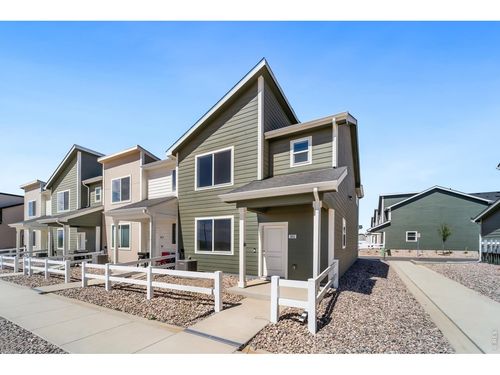 3852 Pinnacles Ct, Evans, CO, 80620-8716 | Card Image