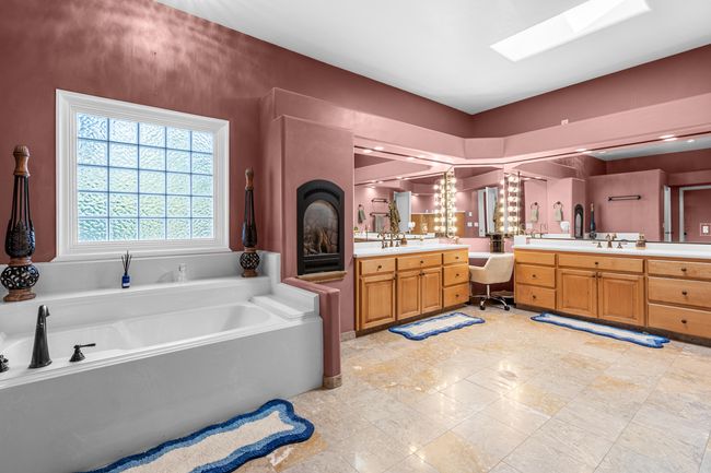 Master Bath | Image 31