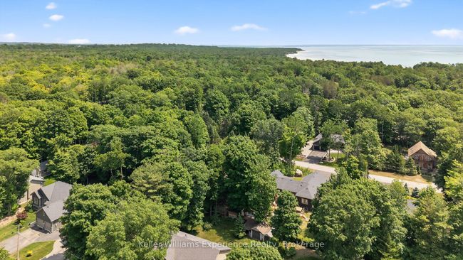 32 Pinecone Ave, House other with 5 bedrooms, 3 bathrooms and 6 parking in Tiny ON | Image 46