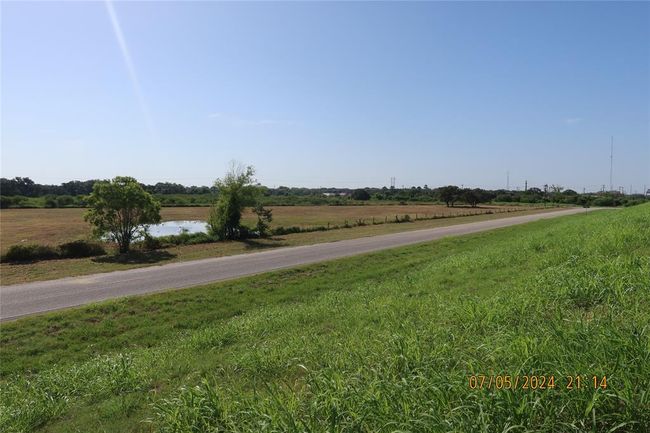 1046 Railhead Rd, Home with 0 bedrooms, 0 bathrooms and null parking in Columbus TX | Image 13
