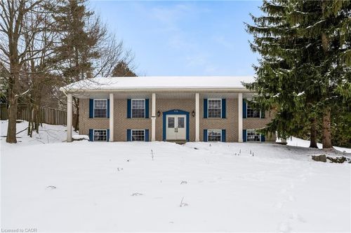 231 Freelton Rd, Freelton, ON, L8B0Z5 | Card Image