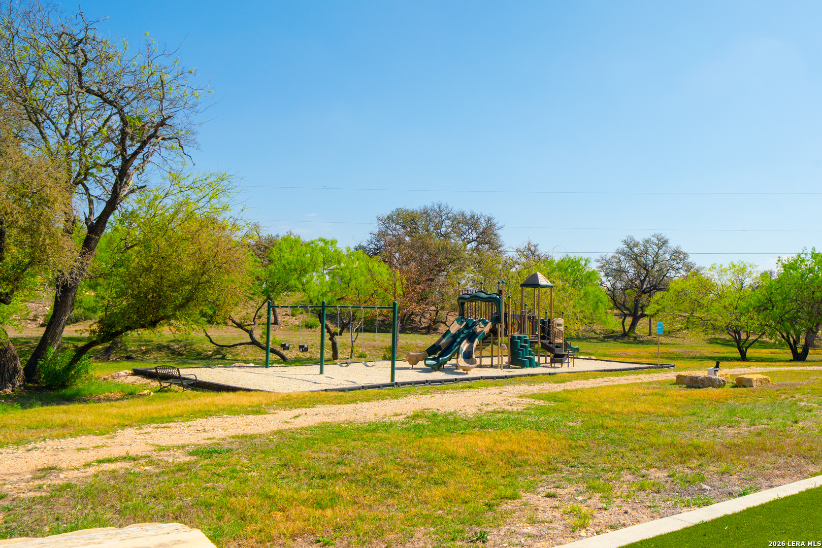 Land in Bandera 5
