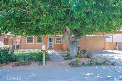 931 W Perch Ave, Ridgecrest, CA, 93555-5117 | Card Image