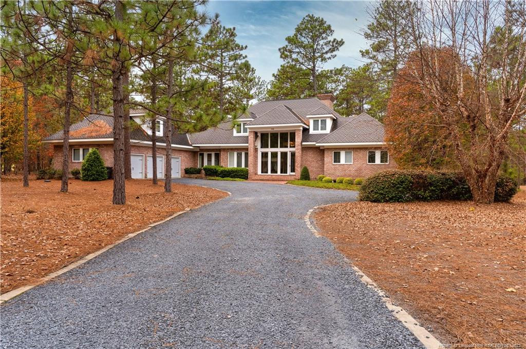 Chesterfield Dr, Pinehurst, NC 28374