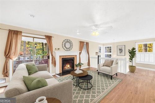 1482 N Crossing Cir Ne, Atlanta, GA, 30329-3568 | Card Image