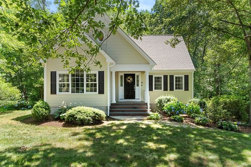 25 Oxford Dr, Franklin, MA, 02038-3415 | Card Image