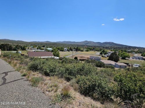 18422/1844 S Niblick Drive, Peeples Valley, AZ, 86332 | Card Image