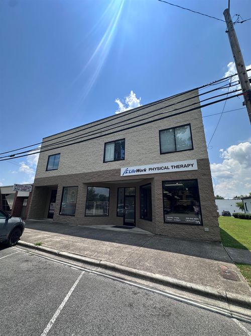 103-105 2nd Ave Se, Cullman, AL, 35055-3511 | Card Image