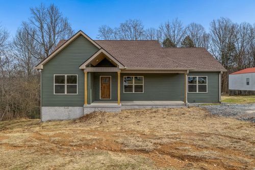 200 Leigh Anna Cir, Lafayette, TN, 37083-3377 | Card Image