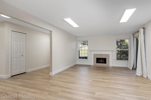 bldg-12-3498 Oakmonte Blvd, Rochester, MI, 48306-4789 | Card Image