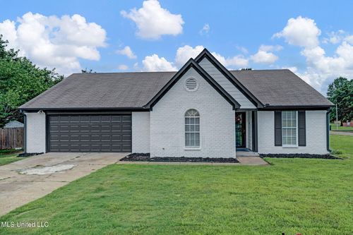 10326 Amanda Dr, Olive Branch, MS, 38654-5143 | Card Image