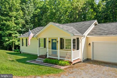 270 Pettit Place, House other with 3 bedrooms, 3 bathrooms and null parking in Louisa VA | Image 1