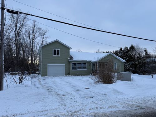 upper-27182A Civic Centre Road, Georgina, ON, L4P3E9 | Card Image