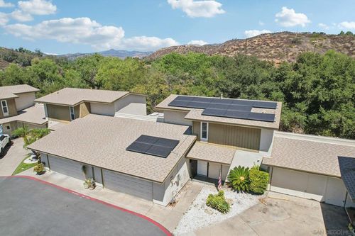 9055 Calle Lucia, Lakeside, CA, 92040-5002 | Card Image