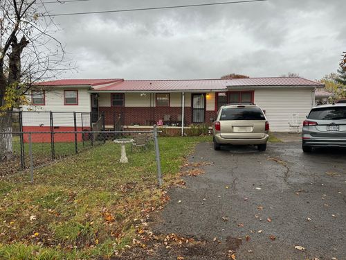 1110 Hickory Flats Rd, Pennington Gap, VA, 24277-7763 | Card Image