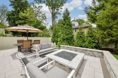 219 Huffman St, Naperville, IL, 60540-4818 | Card Image