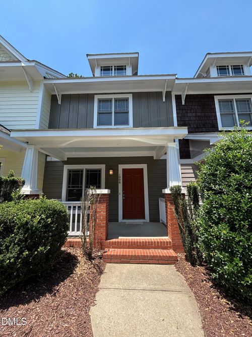 1008 Mica Lamp Ct, Apex, NC, 27502-4902 | Card Image