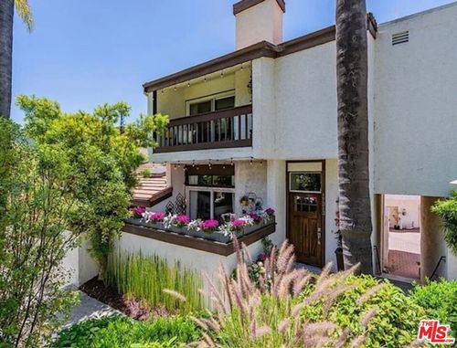 17213 Palisades Cir, Pacific Palisades, CA, 90272 | Card Image
