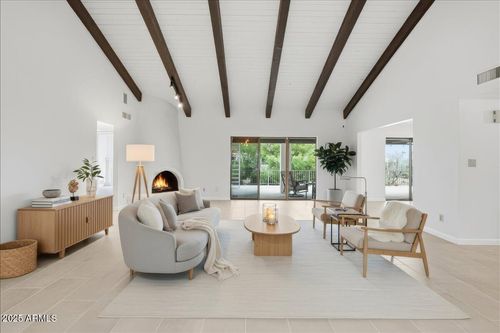 9437 E Calle De Valle Dr, Scottsdale, AZ, 85255-4301 | Card Image