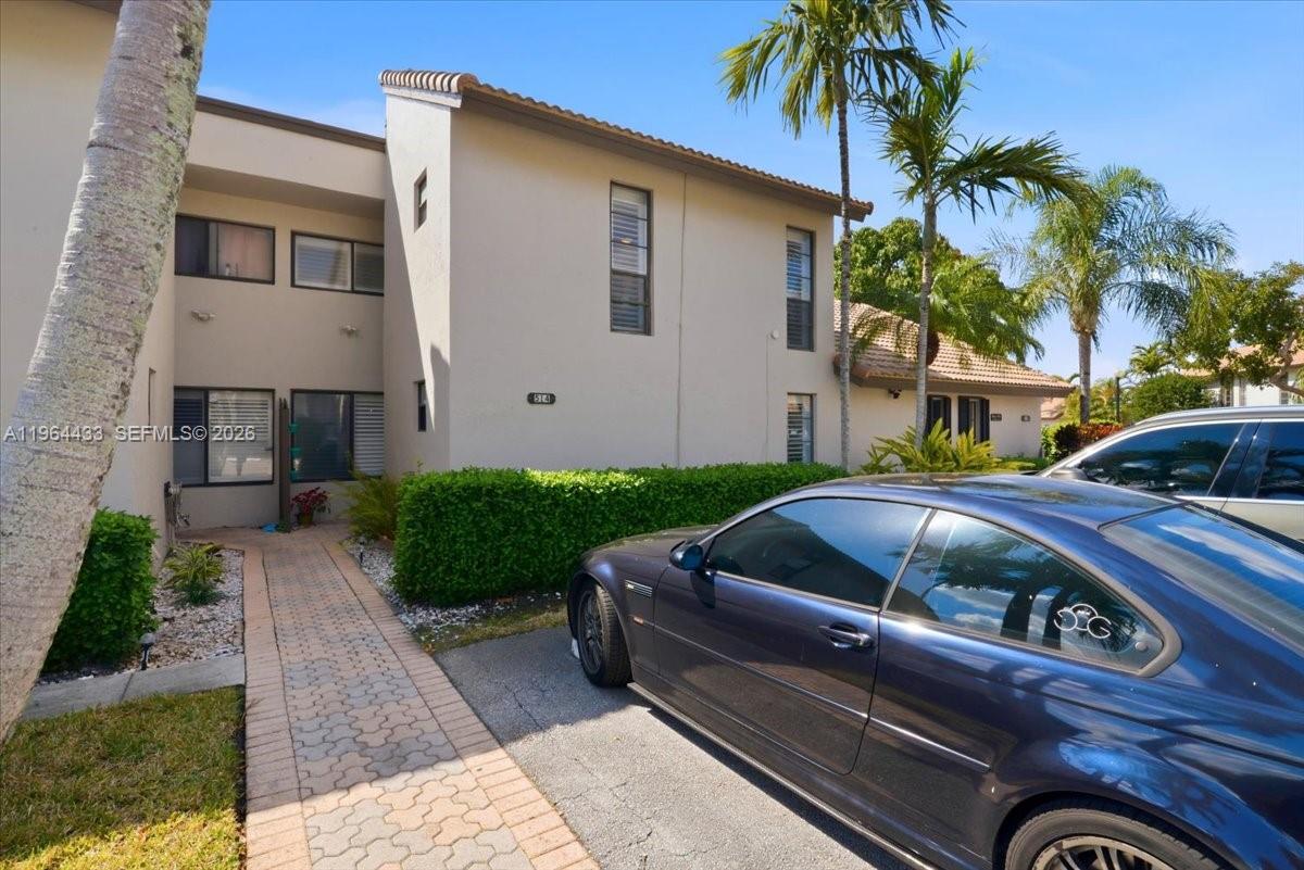 Residential in Plantation 3