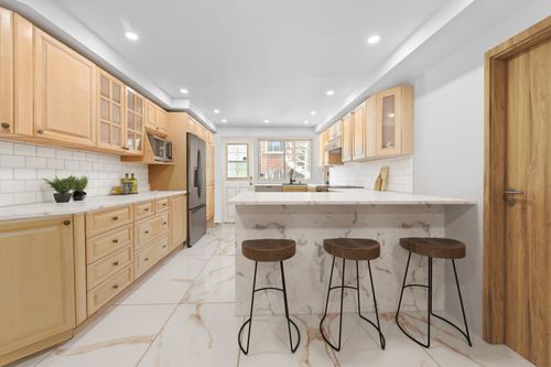 601 16e Av, Montréal, QC, H8P2S4 | Card Image