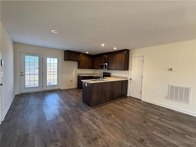 11325 Webb Rd, House other with 5 bedrooms, 4 bathrooms and null parking in Disputanta VA | Image 7