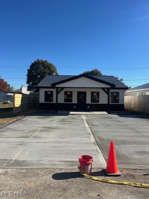 10164 Sycamore St, Byesville, OH, 43723-3501 | Card Image