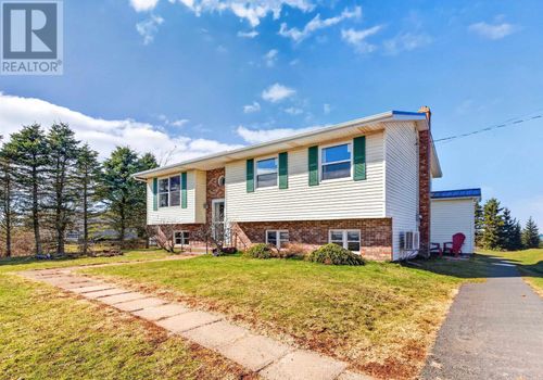 816 Rte 225, Hampshire, PE, C0A1Y0 | Card Image