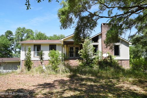 9107 Bayou Cumbest Rd, Moss Point, MS, 39562-6780 | Card Image